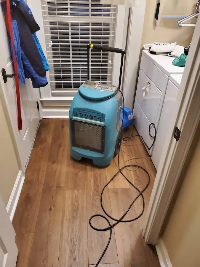 Commercial dehumidifier deployed for Flood Damage Cleanup in Eagle Lake